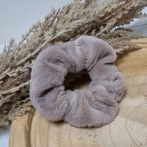 Scrunchie fluffy taupe