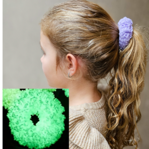 Glow in the dark scrunchie paars